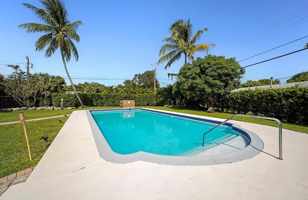 Home Wpool By Dream Vacation Unit 332-1